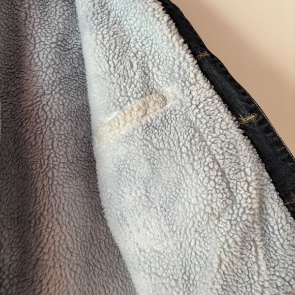 Vintage Levi's Denim Sherpa Jacket - Picture 6 of 6